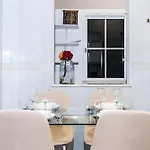 Views * Φουνκάλ